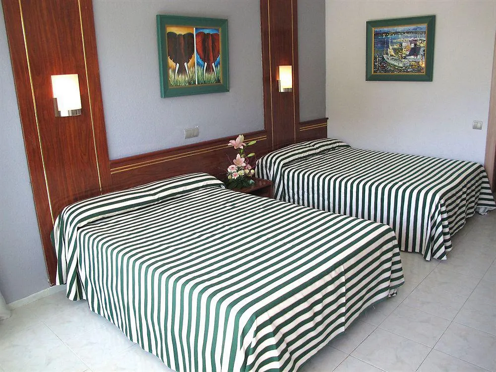 Ohtels Villa Dorada Salou 3*,
